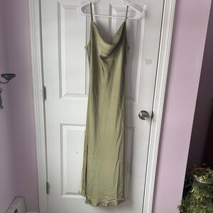 Chic Olive Maxi Dress